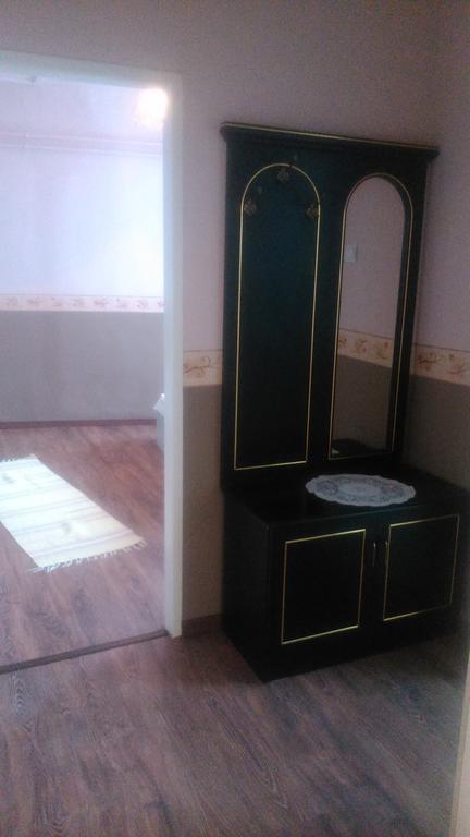 Hotel Dombovar Bilik gambar